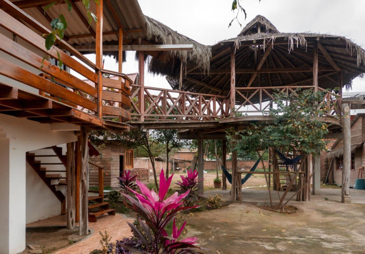 Hostal Tortuga Dorada Puerto Lopez Exterior photo